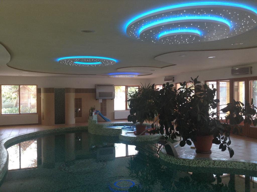 Apartament Bornemisza Kuria Tiszabecs Zewnętrze zdjęcie